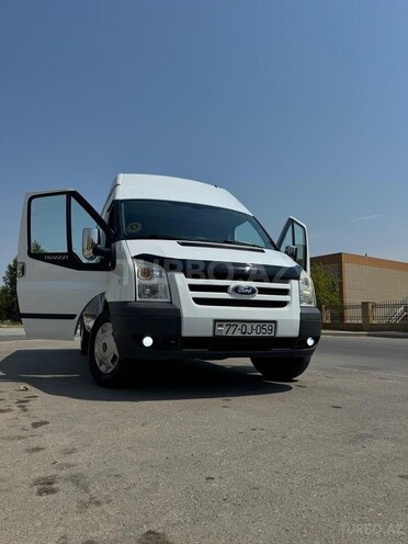 Ford Transit 2011, 22,000 km - 2.4 л - Yevlax