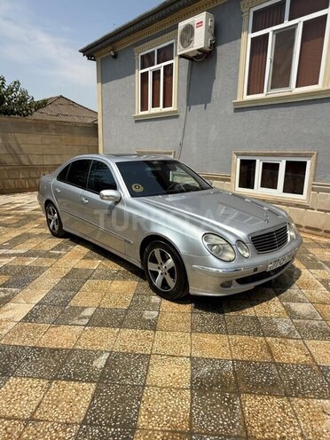 Mercedes E 220 d 2002, 352,888 km - 2.2 l - Bakı