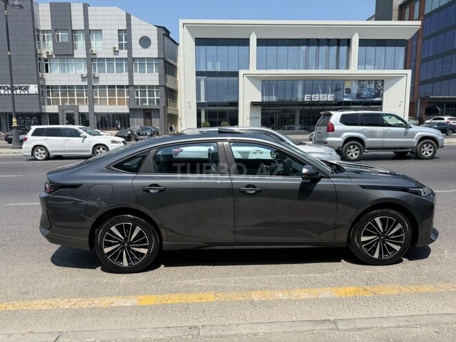 Changan Qiyuan A05 2025, 0 km - 1.5 л - Bakı