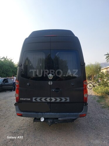 Volkswagen Crafter 2009, 380,000 km - 2.5 л - Naxçıvan