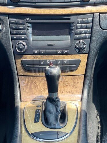 Mercedes E 220 d 2006, 289,613 km - 2.2 l - Bakı