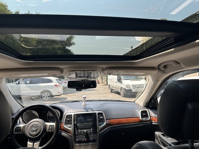 Jeep Grand Cherokee 2012, 131,000 km - 3.6 l - Bakı