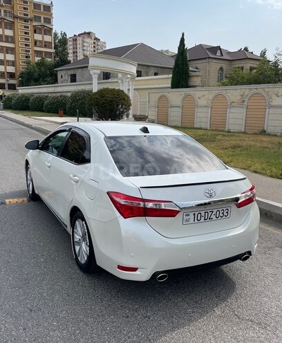 Toyota Corolla 2014, 230,500 km - 1.6 l - Bakı