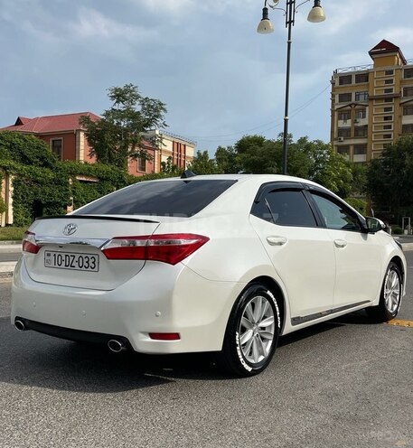 Toyota Corolla 2014, 230,500 km - 1.6 l - Bakı