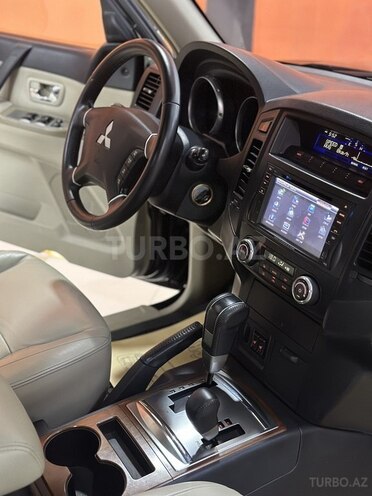 Mitsubishi Pajero 2008, 141,000 km - 3.0 l - Sumqayıt