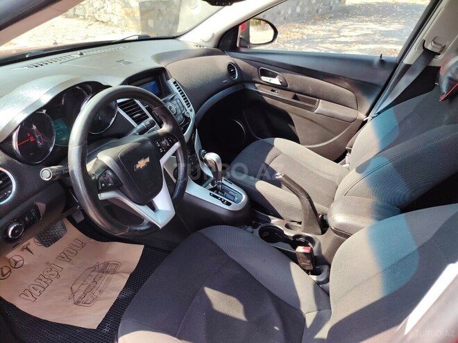 Chevrolet Cruze 2011, 222,000 km - 1.4 л - Şəki
