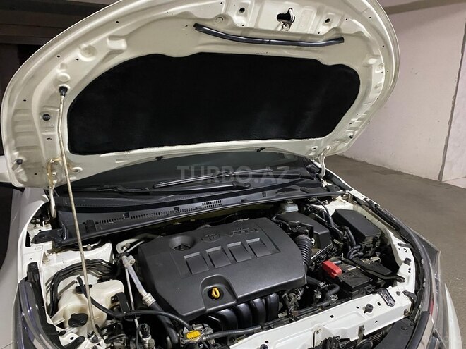 Toyota Corolla 2014, 230,500 km - 1.6 l - Bakı