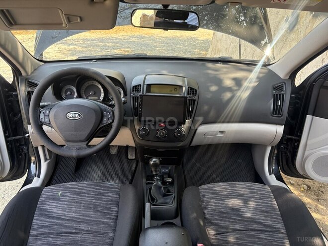 Kia  2008, 391,000 km - 1.6 l - Bakı