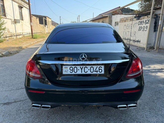 Mercedes E 200 d 2018, 179,700 km - 2.0 l - Bakı