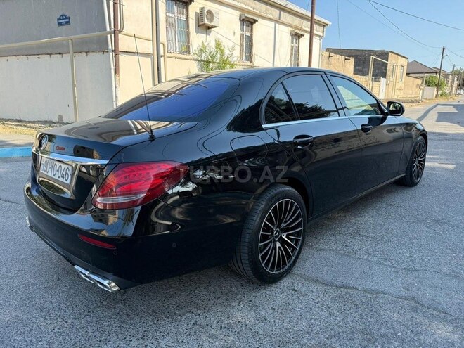 Mercedes E 200 d 2018, 179,700 km - 2.0 l - Bakı