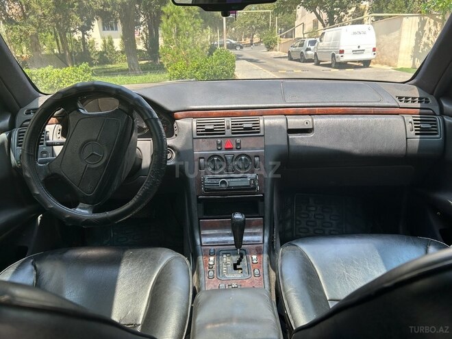 Mercedes E 220 d 1997, 440,000 km - 2.2 l - Bakı