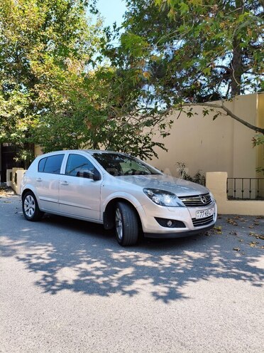 Opel Astra 2009, 178,000 km - 1.4 l - Bakı