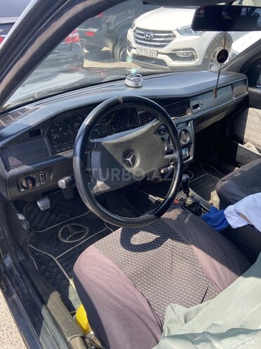 Mercedes 190 1990, 123,456 km - 2.0 l - Bakı