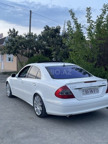 Mercedes E 320 2002, 260,000 km - 3.2 l - Ağcabədi