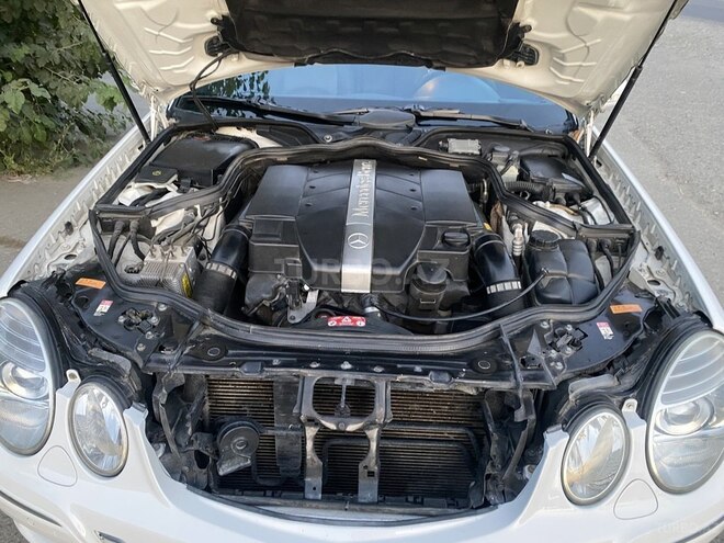 Mercedes E 320 2002, 260,000 km - 3.2 l - Ağcabədi