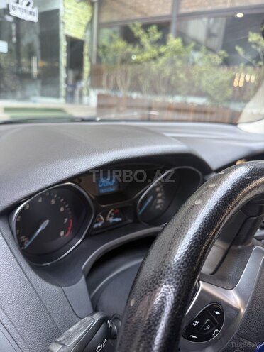 Ford Focus 2014, 193,000 km - 1.6 л - Bakı