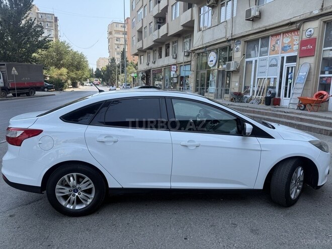 Ford Focus 2014, 193,000 km - 1.6 л - Bakı