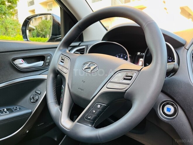 Hyundai Santa Fe 2017, 82,000 km - 2.4 l - Bakı