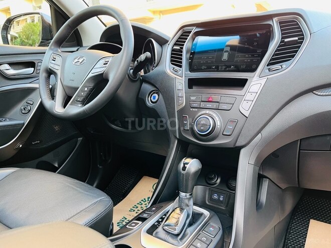 Hyundai Santa Fe 2017, 82,000 km - 2.4 l - Bakı