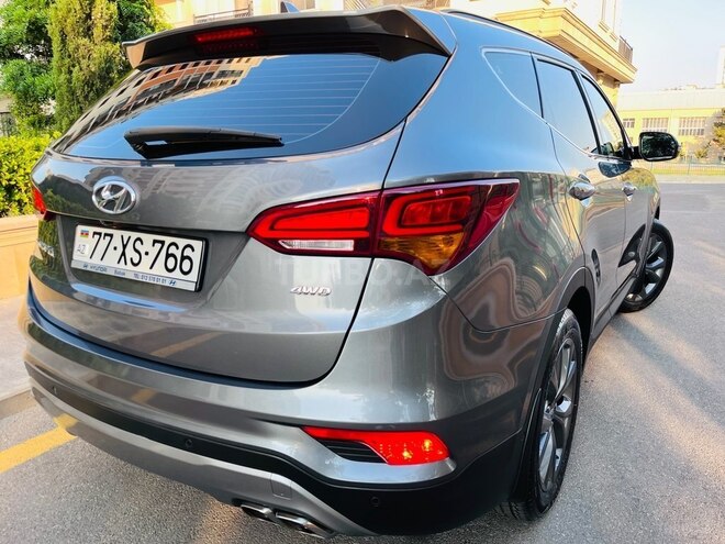 Hyundai Santa Fe 2017, 82,000 km - 2.4 l - Bakı