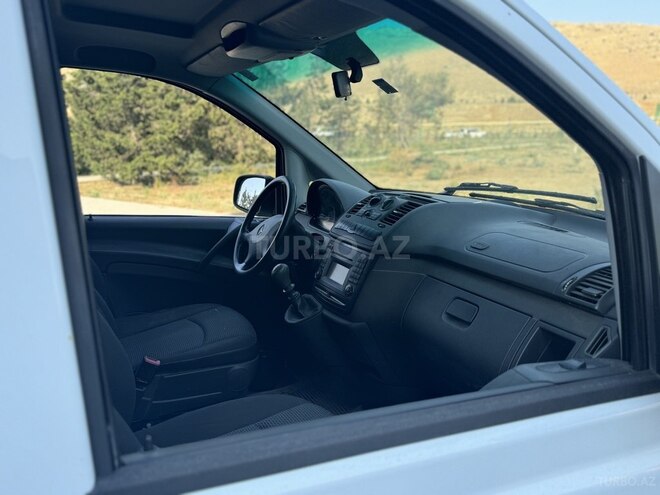 Mercedes Vito 113 2011, 240,000 km - 2.2 л - Bakı