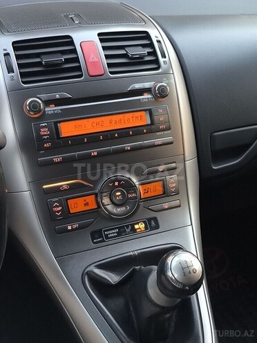 Toyota Auris 2007, 237,034 km - 1.4 l - Bakı
