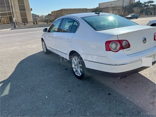 Volkswagen Passat 2005, 210,000 km - 2.0 л - Bakı