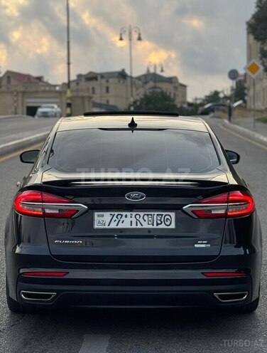 Ford Fusion (North America) 2019, 124,000 km - 2.0 l - Sumqayıt
