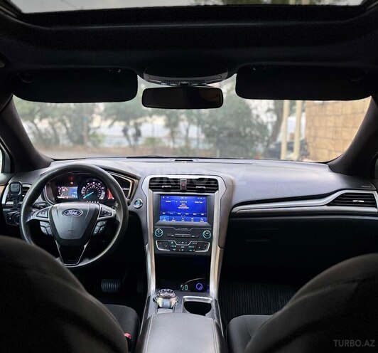 Ford Fusion (North America) 2019, 124,000 km - 2.0 l - Sumqayıt