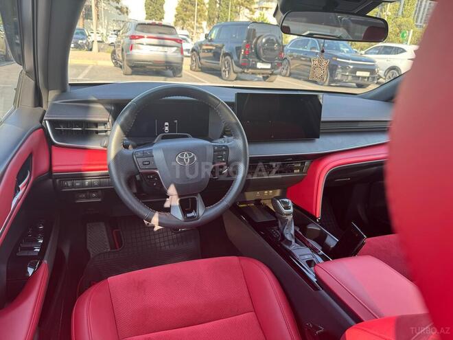 Toyota Camry 2024, 15,700 km - 2.0 l - Bakı