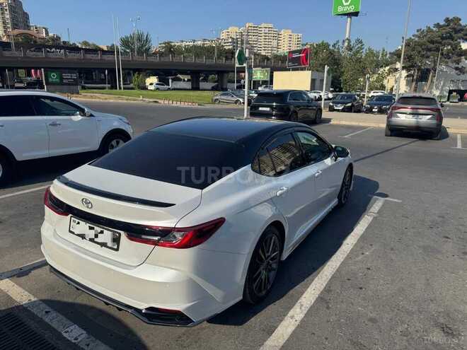 Toyota Camry 2024, 15,700 km - 2.0 l - Bakı