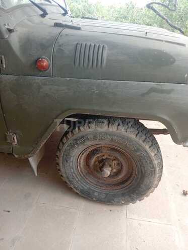 UAZ 469 1998, 256,000 km - 2.7 l - Şamaxı