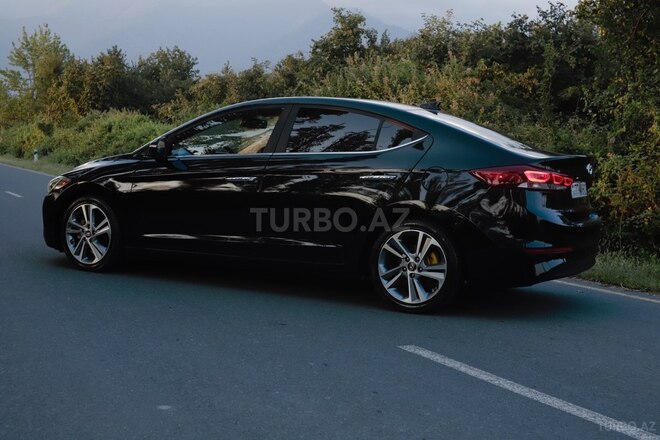 Hyundai Elantra 2017, 185,075 km - 2.0 л - Bakı