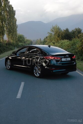 Hyundai Elantra 2017, 185,075 km - 2.0 л - Bakı