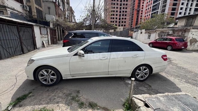 Mercedes E 350 2009, 186,000 km - 3.5 л - Bakı