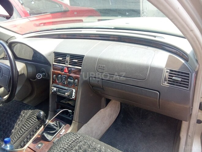 Mercedes C 180 1996, 256,000 km - 1.8 l - Gəncə