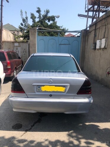 Mercedes C 220 d 1999, 599,000 km - 2.2 l - Bakı