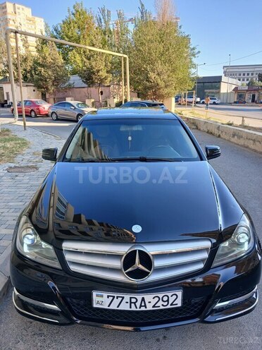 Mercedes C 180 2013, 175,000 km - 1.6 l - Bakı