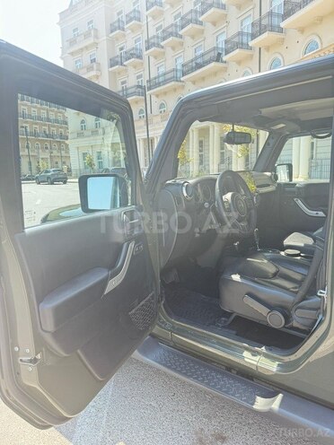 Jeep Wrangler 2015, 115,000 km - 3.6 l - Bakı