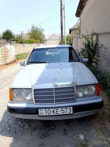 Mercedes 190 1986, 250,000 km - 2.0 l - Sabirabad
