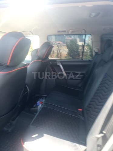 Toyota Land Cruiser Prado 2010, 228,000 km - 2.7 l - Bakı