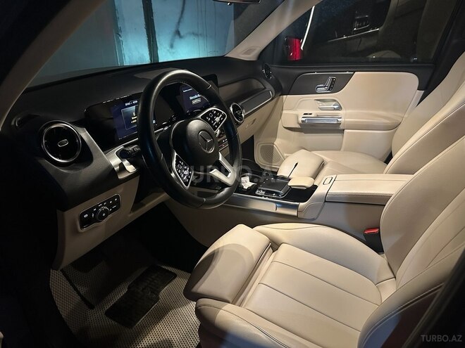 Mercedes GLB 250 4MATIC 2020, 42,000 km - 2.0 l - Bakı