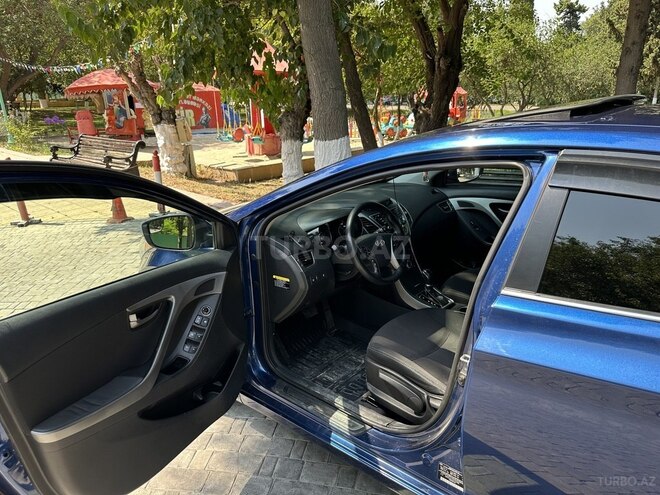 Hyundai Elantra 2015, 225,067 km - 1.8 л - Bakı