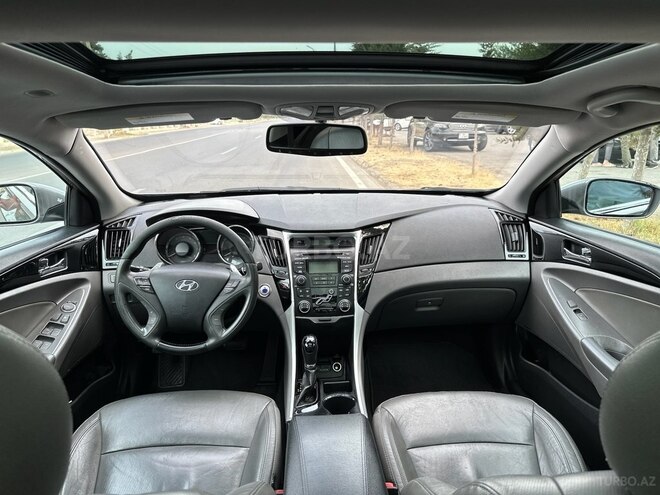 Hyundai Sonata 2011, 318,650 km - 2.0 l - Beyləqan