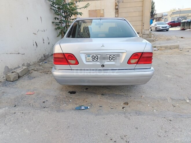 Mercedes E 240 1998, 447,522 km - 2.4 l - Bakı
