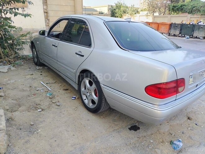 Mercedes E 240 1998, 447,522 km - 2.4 l - Bakı