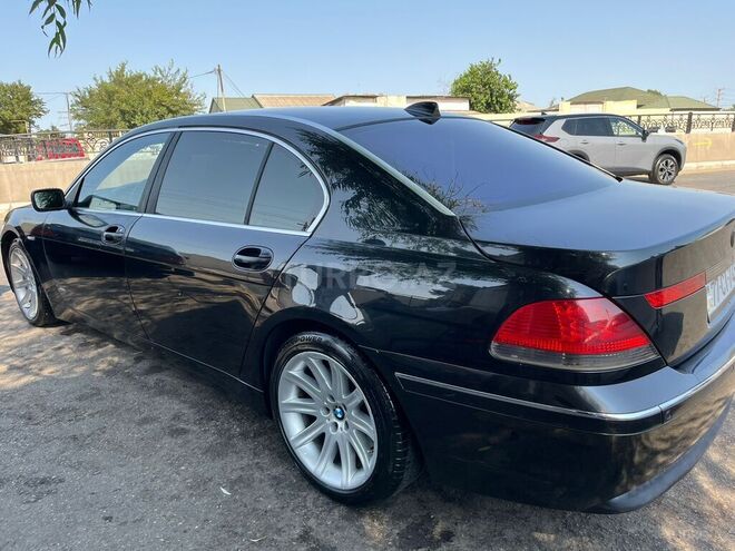 BMW 745 2003, 359,227 km - 4.4 л - Bakı