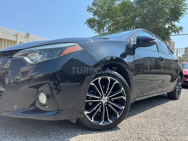 Toyota Corolla 2015, 185,075 km - 1.8 l - Bakı