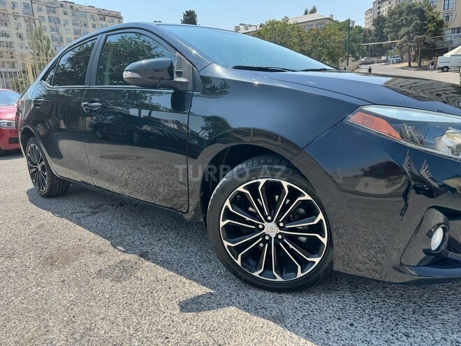 Toyota Corolla 2015, 185,075 km - 1.8 l - Bakı