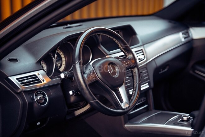 Mercedes E 220 d 2014, 187,000 km - 2.2 л - Bakı